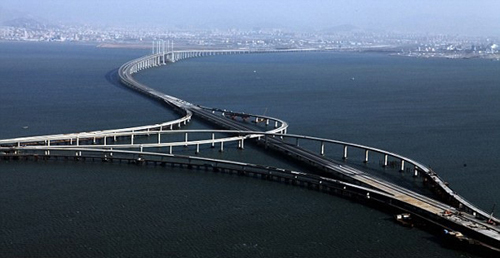 Puente Qingdao-Haiwan