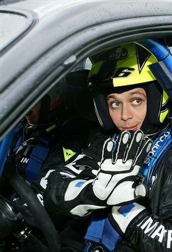 subaru-impreza-valentino-rossi.jpg