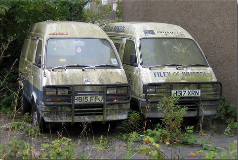 minivansubarudecay.jpg