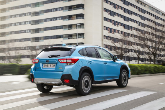 Subaru XV ecoHybrid en ciudad