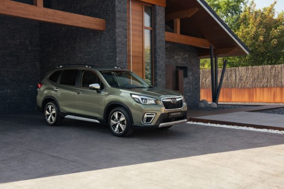 Forester Hybrid garaje